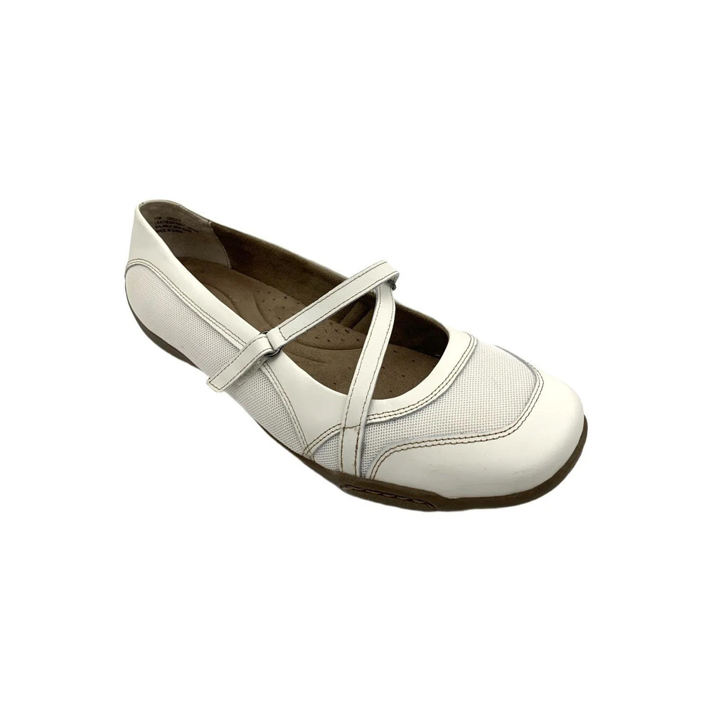 Auditions Women's Crescent Hook & Loop Strap Flat White - Narrow